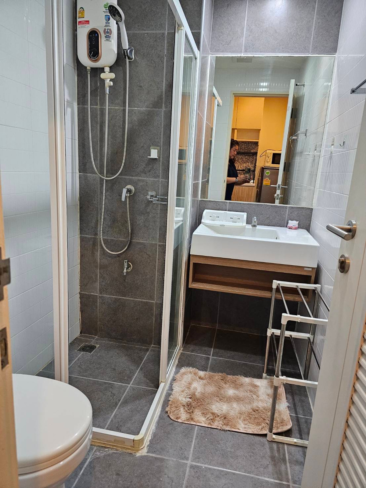 ให้เช่าคอนโดนวมินทร์ รามอินทรา : 👑✨ ให้เช่า H2 Condo รามอินทรา 21 ตึก Wood ชั้น 7 มีเครื่องซักผ้า พร้อมอยู่ 1 เมษา 