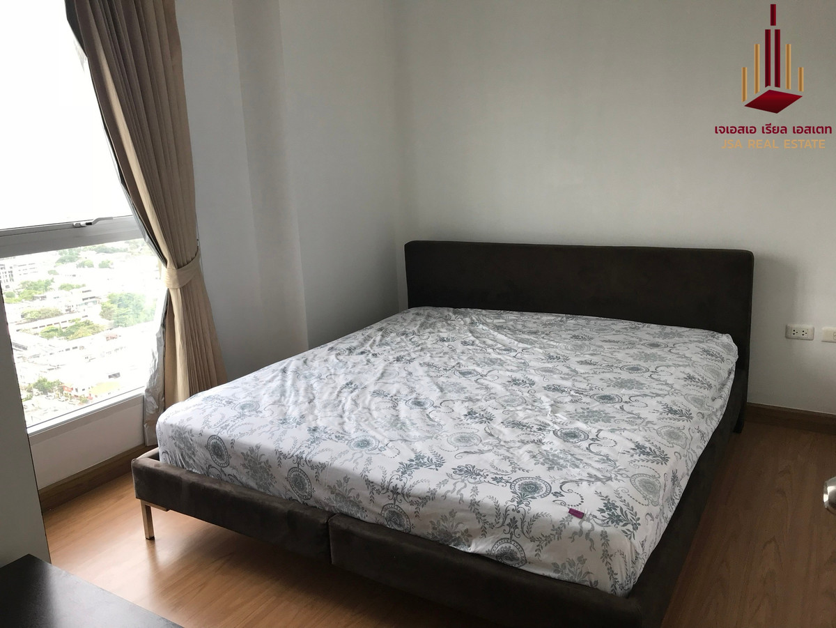 For SaleCondoSathorn, Narathiwat : ✨ For Sale: The Complete Narathiwas Condo ✨ 💰 Only 3,810,000 THB