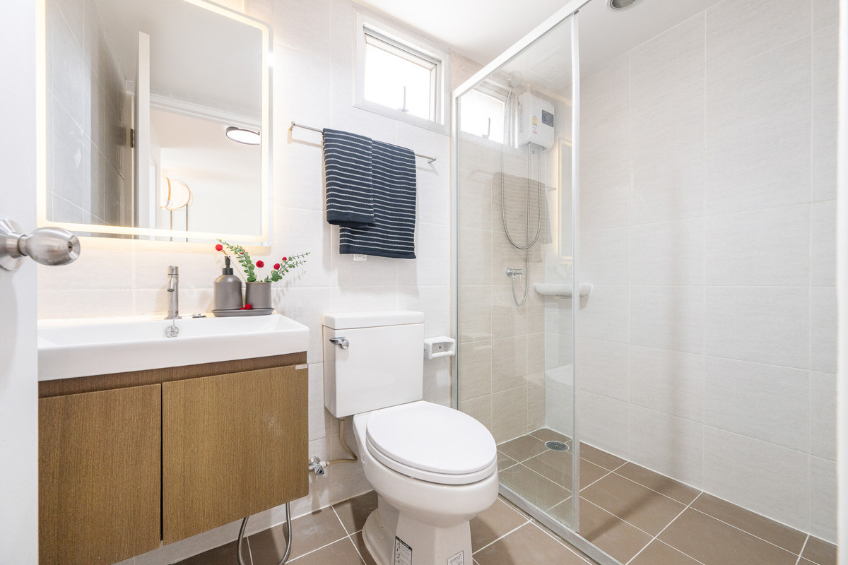 For SaleCondoLadkrabang, Suwannaphum Airport : K-6821 Corner room, newly decorated, near Suvarnabhumi Airport, Condo for sale, Lumpini On Nut, Lat Krabang 2, ready to move in.