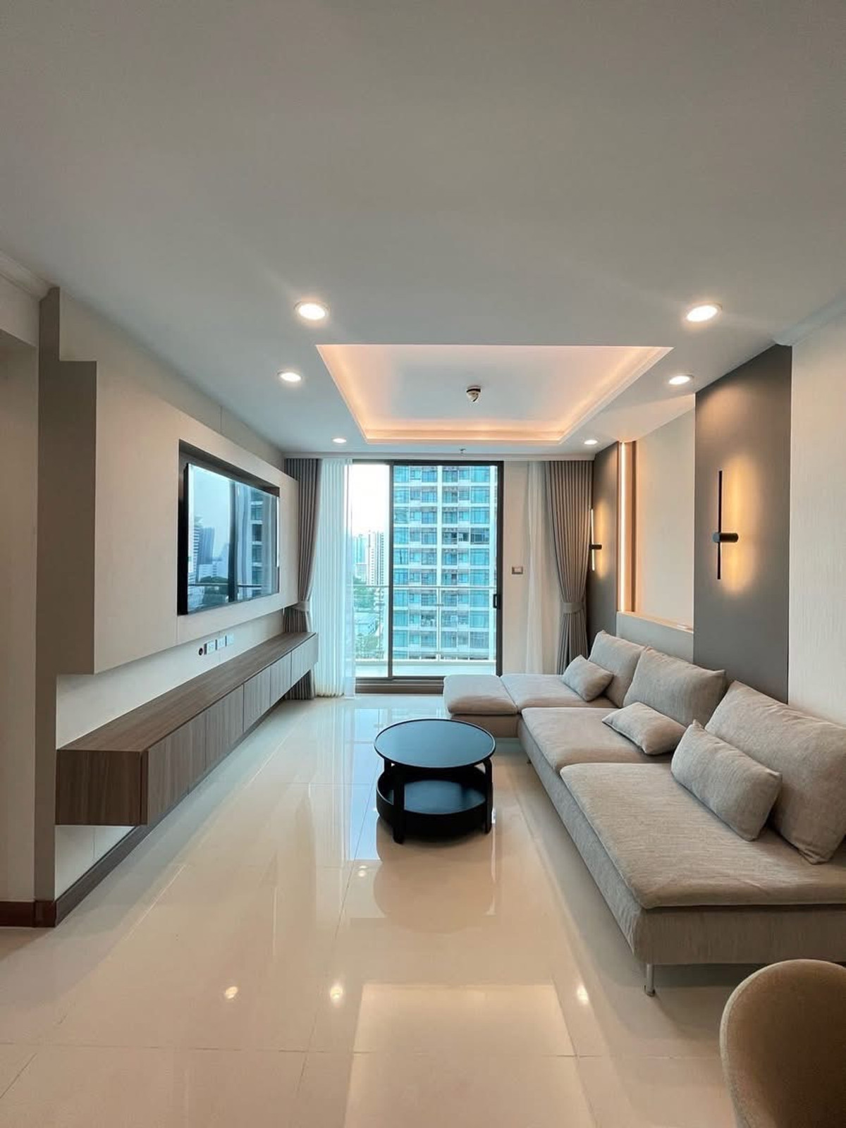 For RentCondoSukhumvit, Asoke, Thonglor : 🏢 LV-C690059 for rent Supalai Oriental Sukhumvit 39, luxury condo in the heart of Phrom Phong, near BTS.