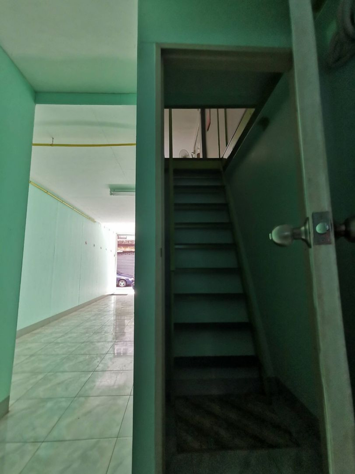 ให้เช่าอาคารพาณิชย์นวมินทร์ รามอินทรา : ⚡ ให้เช่า ทาวน์โฮม 3 ชั้น ซอย นวมินทร์ 105 ขนาด 20 ตร.ว. ⚡