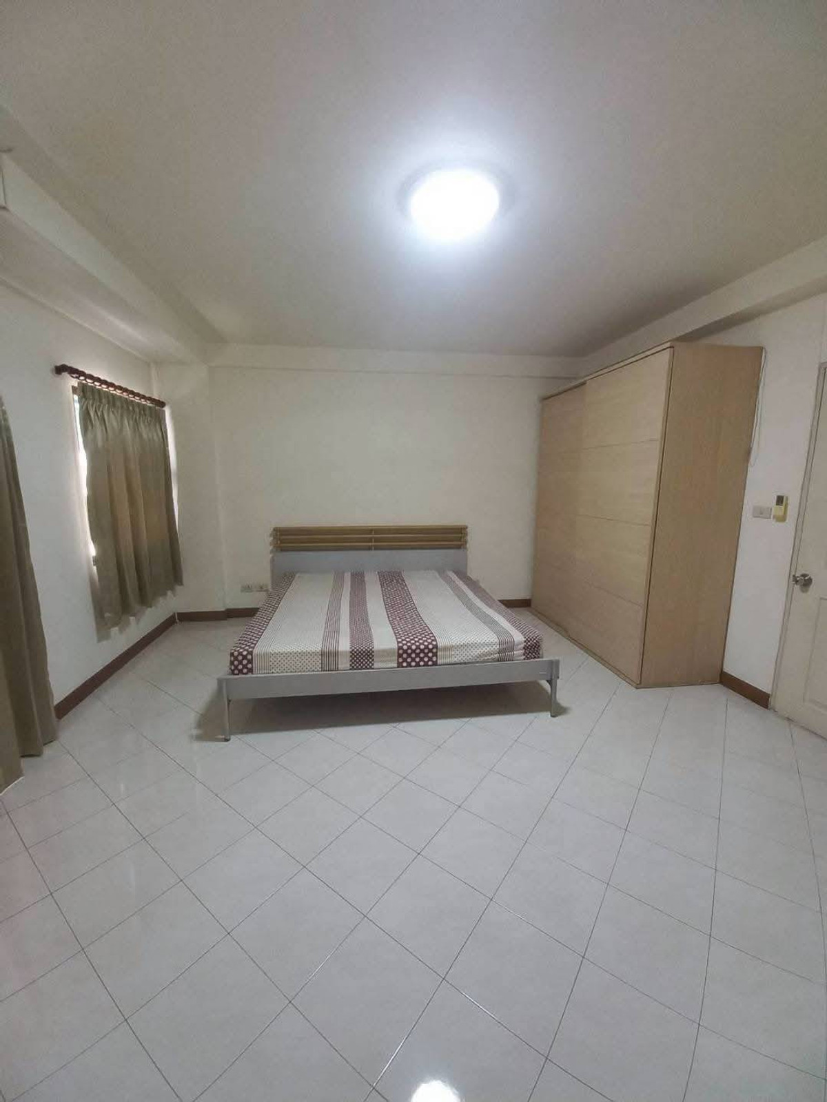 For RentTownhomePattanakan, Srinakarin : Baan Klang Muang Rama 9 Soi 43 / 3 Bedrooms (For Rent), Baan Klang Muang Rama 9 Soi 43 / 3 Bedrooms (FOR RENT) JANE039