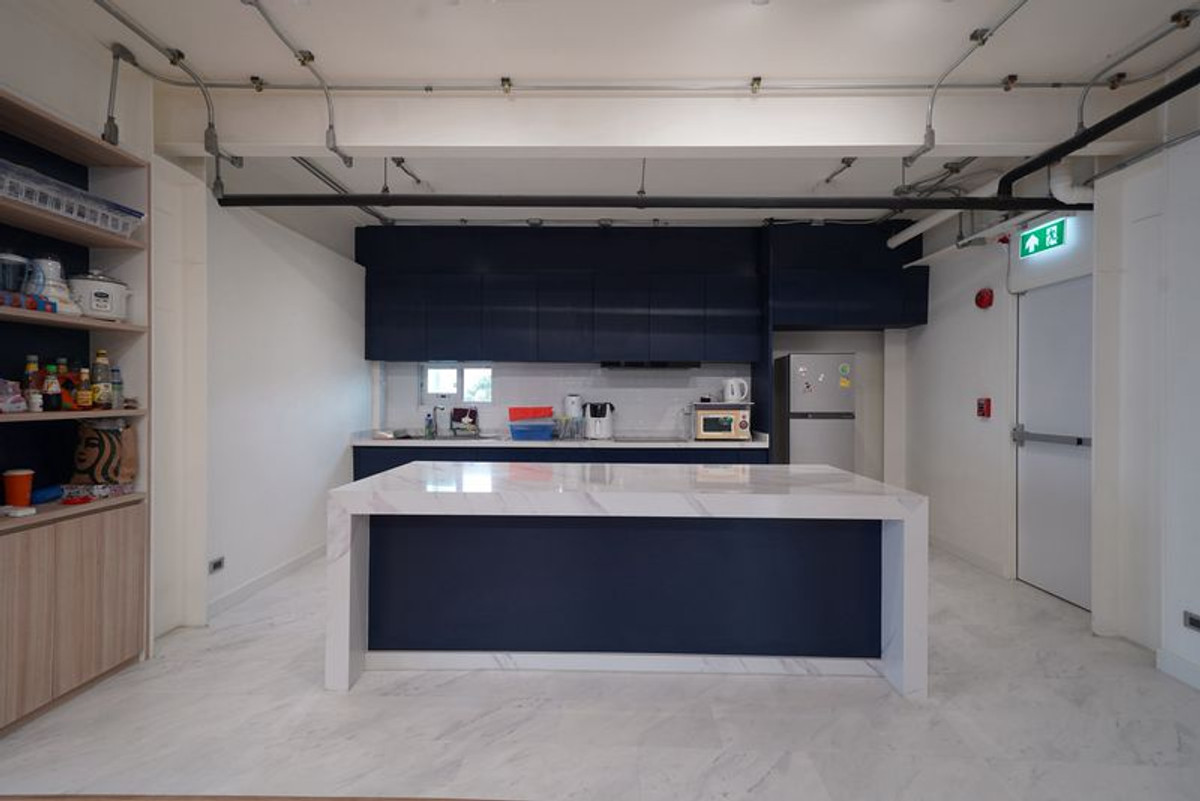 For SaleHome OfficeChokchai 4, Ladprao 71, Ladprao 48, : Office building + residence for sale Beautifully decorated, ready to use, Lat Phrao 71 (Nakniwat)