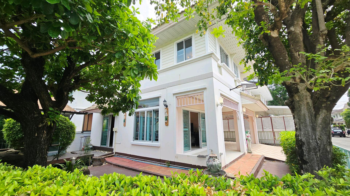 For SaleHousePathum Thani,Rangsit, Thammasat : 🏡 ขายบ้านเดี่ยว 2 ชั้น โครงการพฤกษ์ลดา รังสิต คลอง 4 | หลังมุม พร้อมอยู่
ทำเลดี โครงการติดถนน ใกล้ BTS คูคต และฟิวเจอร์พาร์ครังสิต
