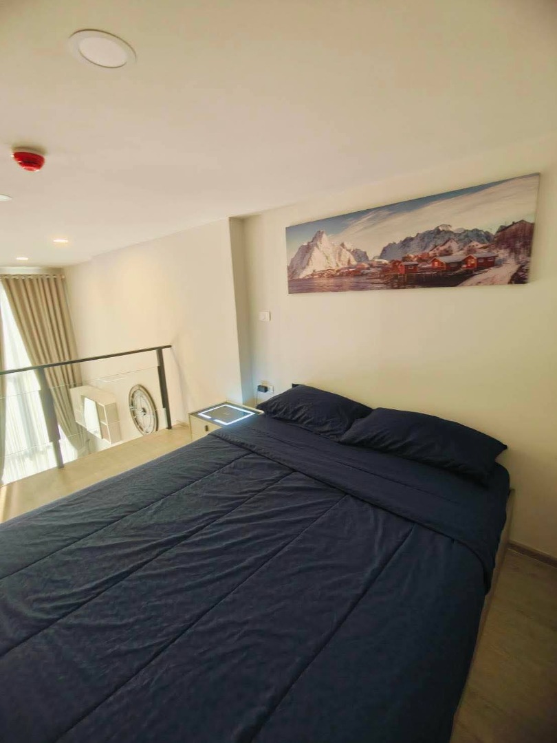 For RentCondoSeri Thai, Ramkhamhaeng Nida : 🔥For Rent Now🔥 Origin Plug & Play Ramkhamhaeng Triple Station. Ideal for those seeking flexible living space.