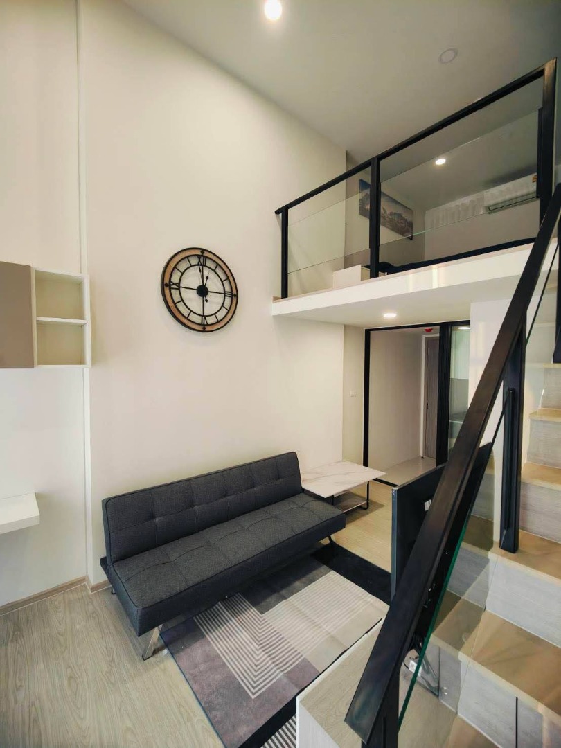 For RentCondoSeri Thai, Ramkhamhaeng Nida : 🔥For Rent Now🔥 Origin Plug & Play Ramkhamhaeng Triple Station. Ideal for those seeking flexible living space.