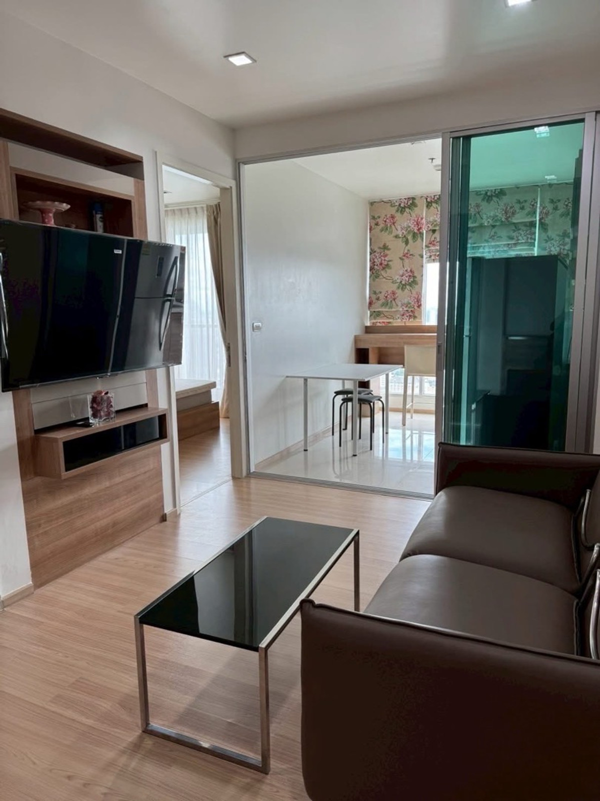 ให้เช่าคอนโดสะพานควาย จตุจักร : #Z5097💥 200369 🔥ให้เช่าคอนโด RHYTHM Phahon-Ari (รหัสเดิม Z4713)