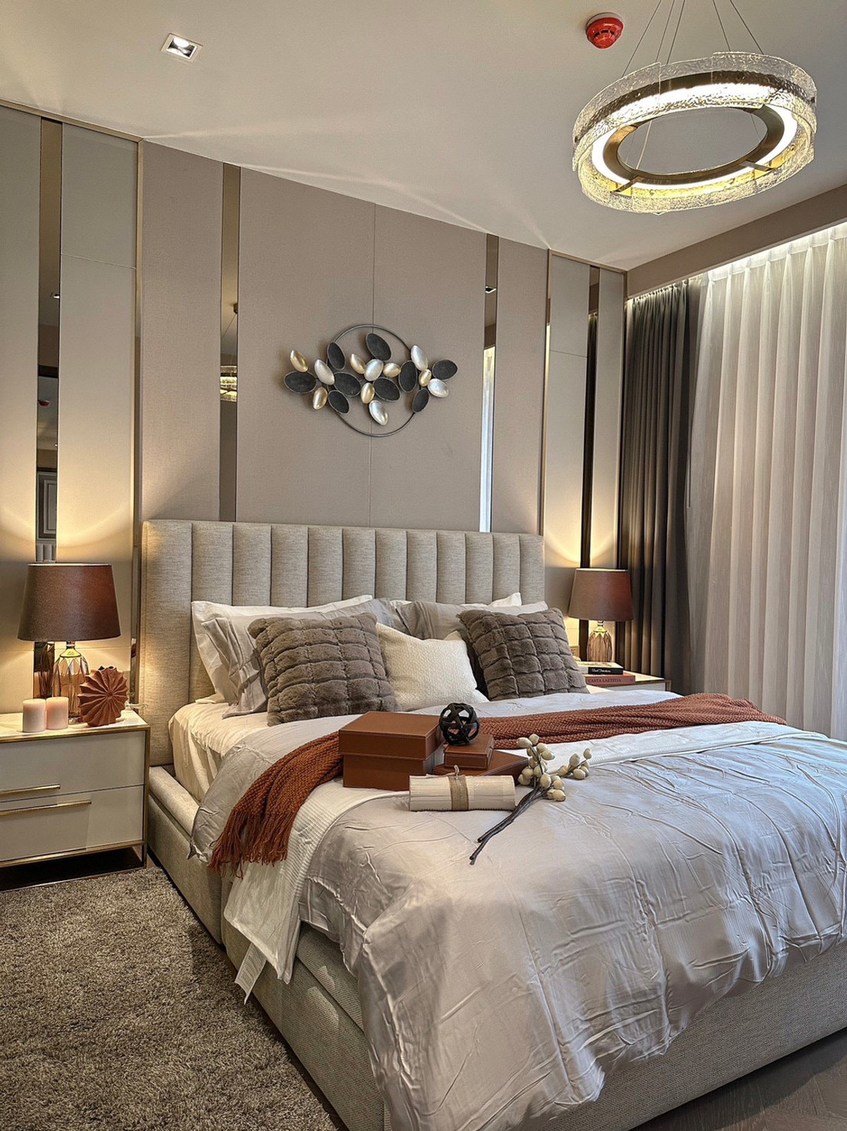 For RentCondoSukhumvit, Asoke, Thonglor : The Reserve 61 Hideaway / Fully Furnished, cozy and private in the heart of Ekkamai / 2 bed 121 sq.m.Tel. 0937890899