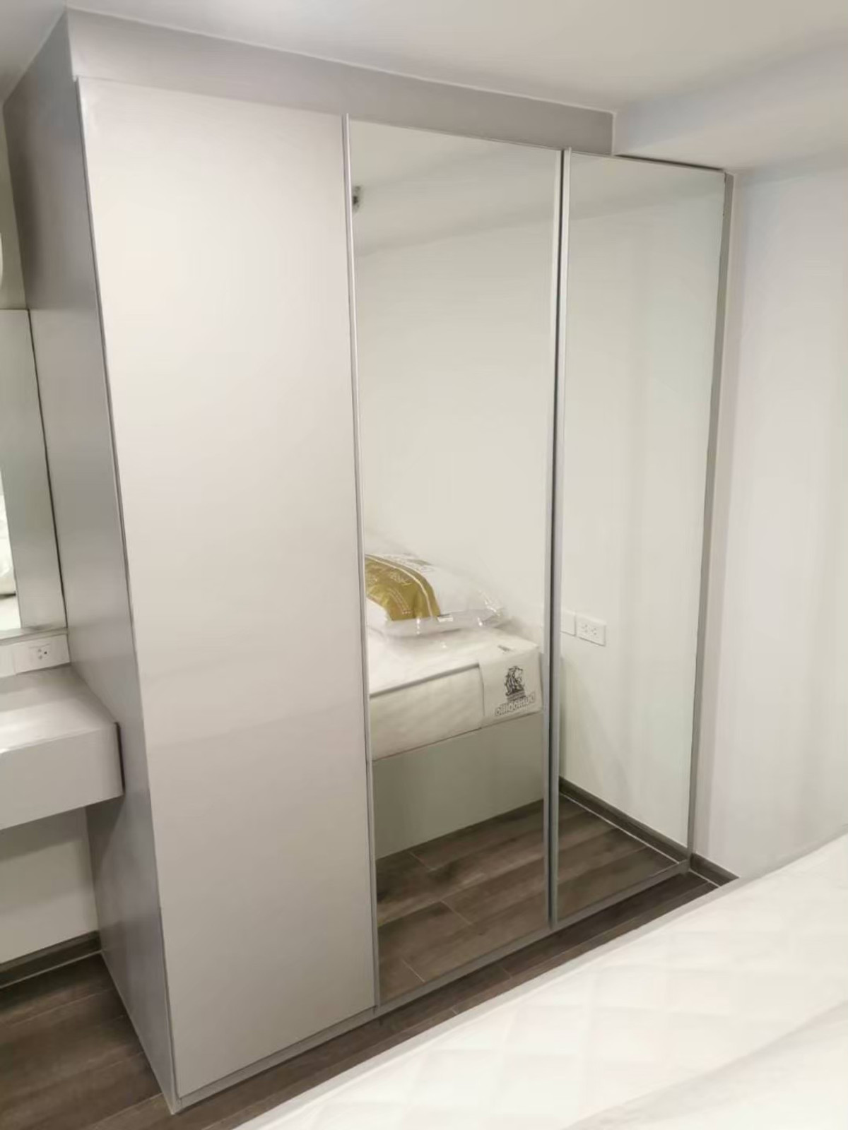 ให้เช่าคอนโดพระราม 9 เพชรบุรีตัดใหม่ RCA : 🌟 ให้เช่า KnightsBridge Space Rama 9 🌟