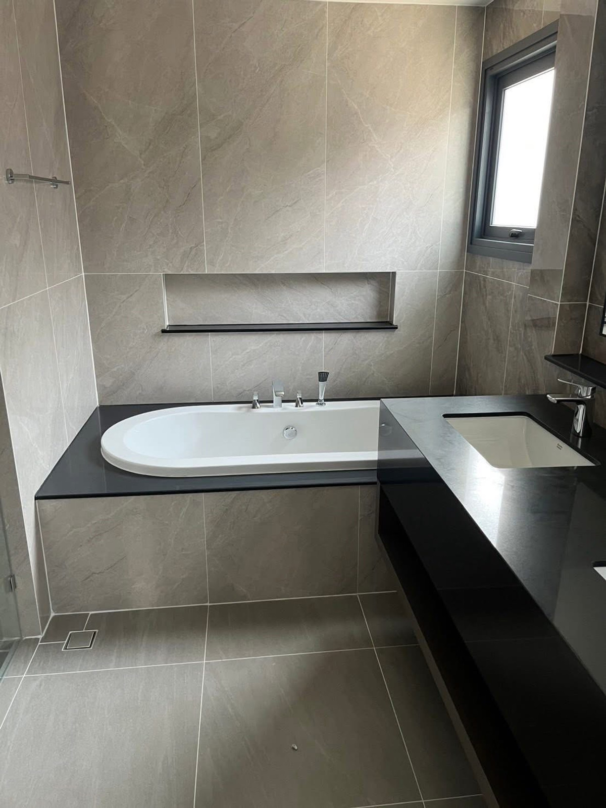 ให้เช่าบ้านบางนา แบริ่ง ลาซาล : ✨🏡 [𝐅𝐎𝐑 𝐑𝐄𝐍𝐓] บ้านใหม่ให้เช่า ใกล้เมกาบางนา โครงการใหม่ #บ้านใหม่ #เจ้าของไม่เคยเข้าอยู่ 