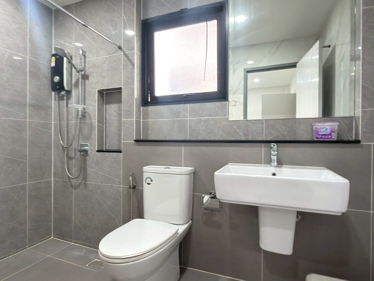 ให้เช่าบ้านบางนา แบริ่ง ลาซาล : ✨[𝐅𝐎𝐑 𝐑𝐄𝐍𝐓] บ้านเช่าใกล้เมกาบางนา เดอะซิตี้บางนา บ้านว่างพร้อมอยู่ 🌳 