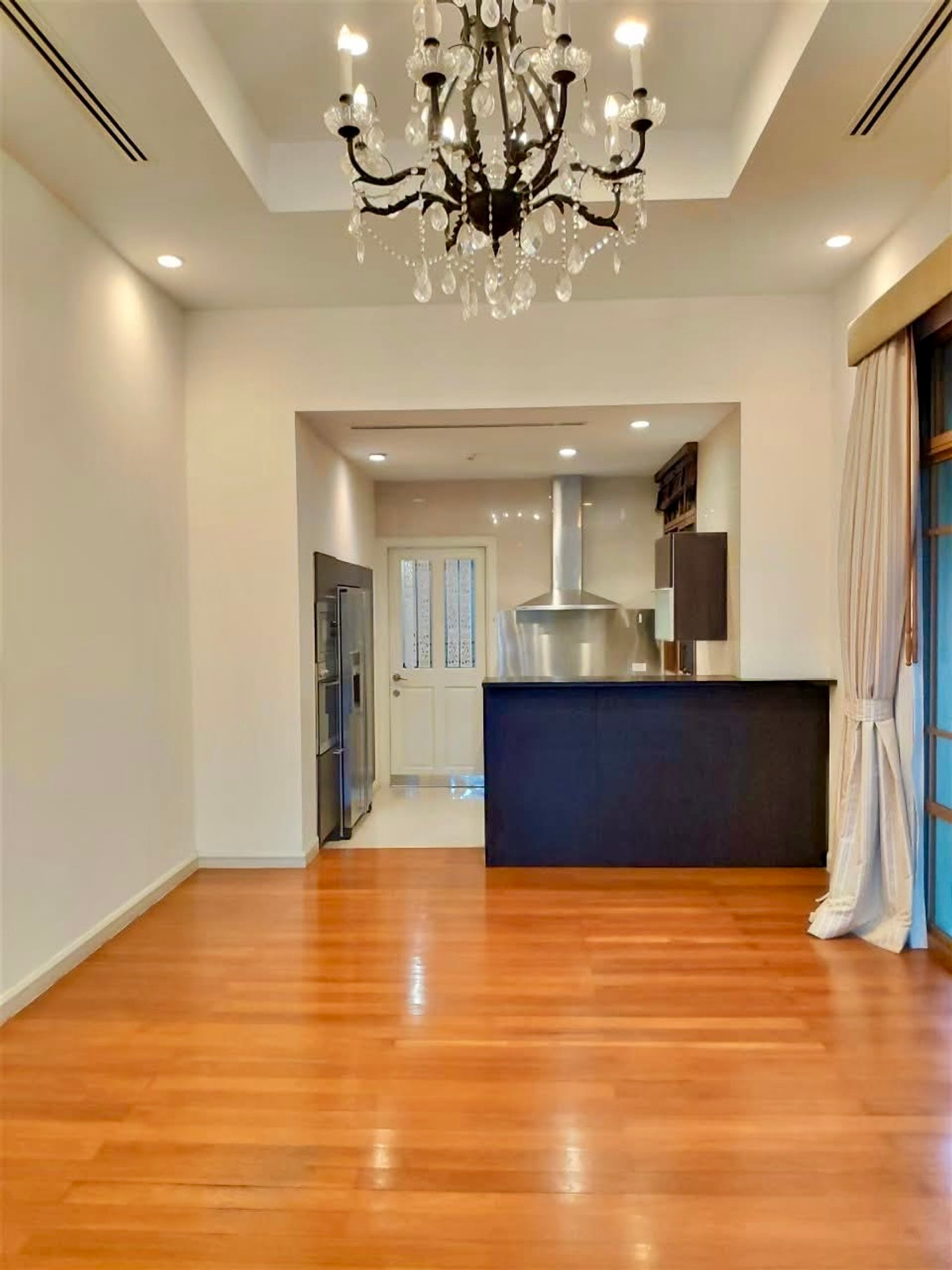 ให้เช่าบ้านอ่อนนุช อุดมสุข : บ้านแสนสิริ สุขุมวิท 67 / 4 ห้องนอน (เช่า), Baan Sansiri Sukhumvit 67 / 4 Bedrooms (FOR RENT) GNG007