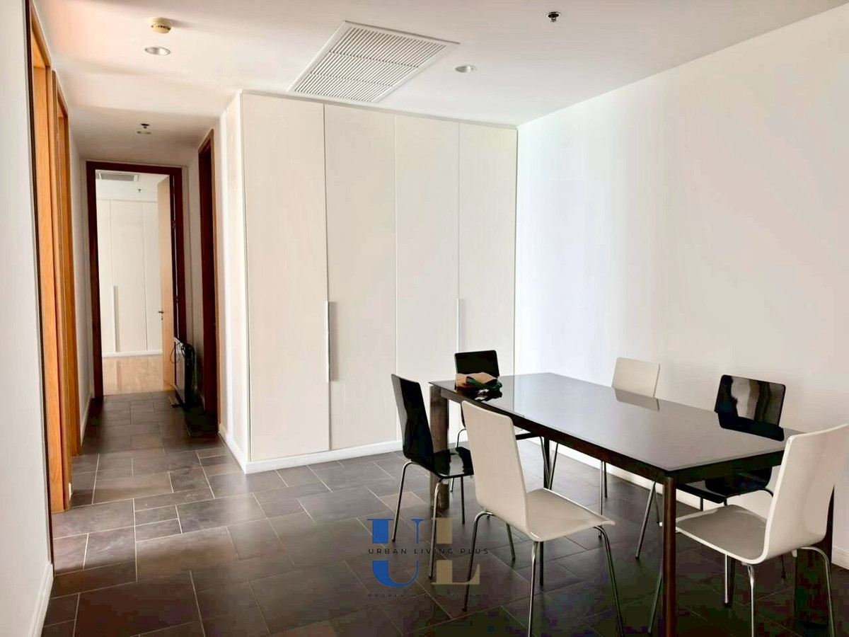 ให้เช่าคอนโดพัทยา บางแสน ชลบุรี สัตหีบ : ( UL2603211 ) Tel/Line 096-2479369 , สำหรับเช่า คอนโด นอร์ทพอยท์ พัทยา✨3 ห้องนอน 2 ห้องน้ำ ขนาด 140 ตร.ม. วิวทะเล สวยมาก พร้อมอยู่✨