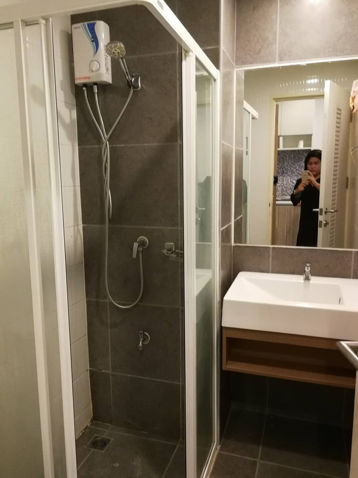 ให้เช่าคอนโดนวมินทร์ รามอินทรา : 👑✨ ให้เช่า H2 Condo รามอินทรา 21 ตึก Wood ชั้น 7 มีเครื่องซักผ้า พร้อมอยู่ 1 เมษา 