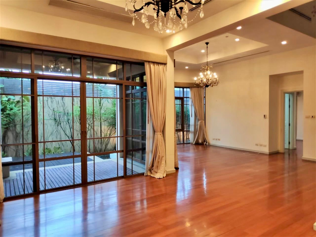 ให้เช่าบ้านอ่อนนุช อุดมสุข : บ้านแสนสิริ สุขุมวิท 67 / 4 ห้องนอน (เช่า), Baan Sansiri Sukhumvit 67 / 4 Bedrooms (FOR RENT) GNG007