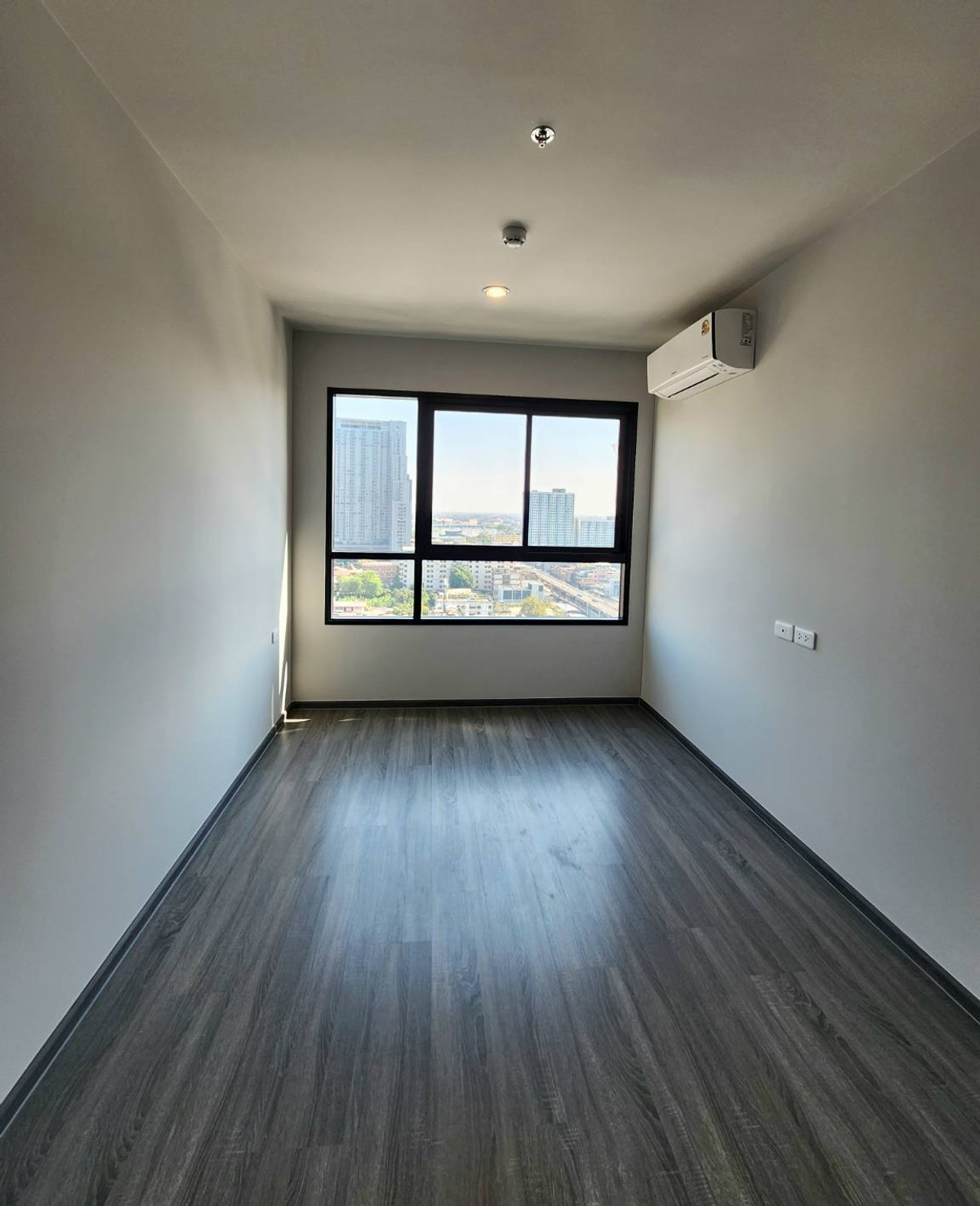 ขายคอนโดเสรีไทย-นิด้า : 💥SL-10394💥ขายคอนโด ห้องสวย ราคาดี ไอดีโอ รามคำแหง - ลำสาลี สเตชั่น👉แอดไลน์ @rangrak 