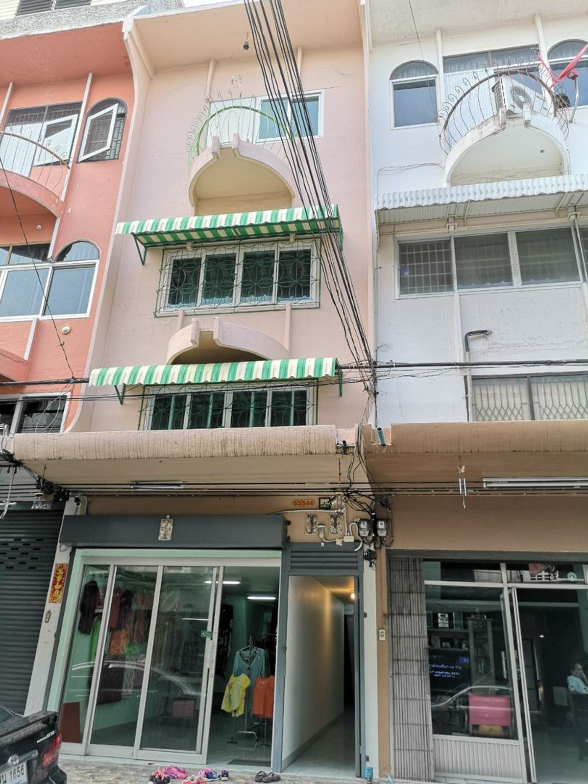 ให้เช่าอาคารพาณิชย์นวมินทร์ รามอินทรา : ⚡ ให้เช่า ทาวน์โฮม 3 ชั้น ซอย นวมินทร์ 105 ขนาด 20 ตร.ว. ⚡