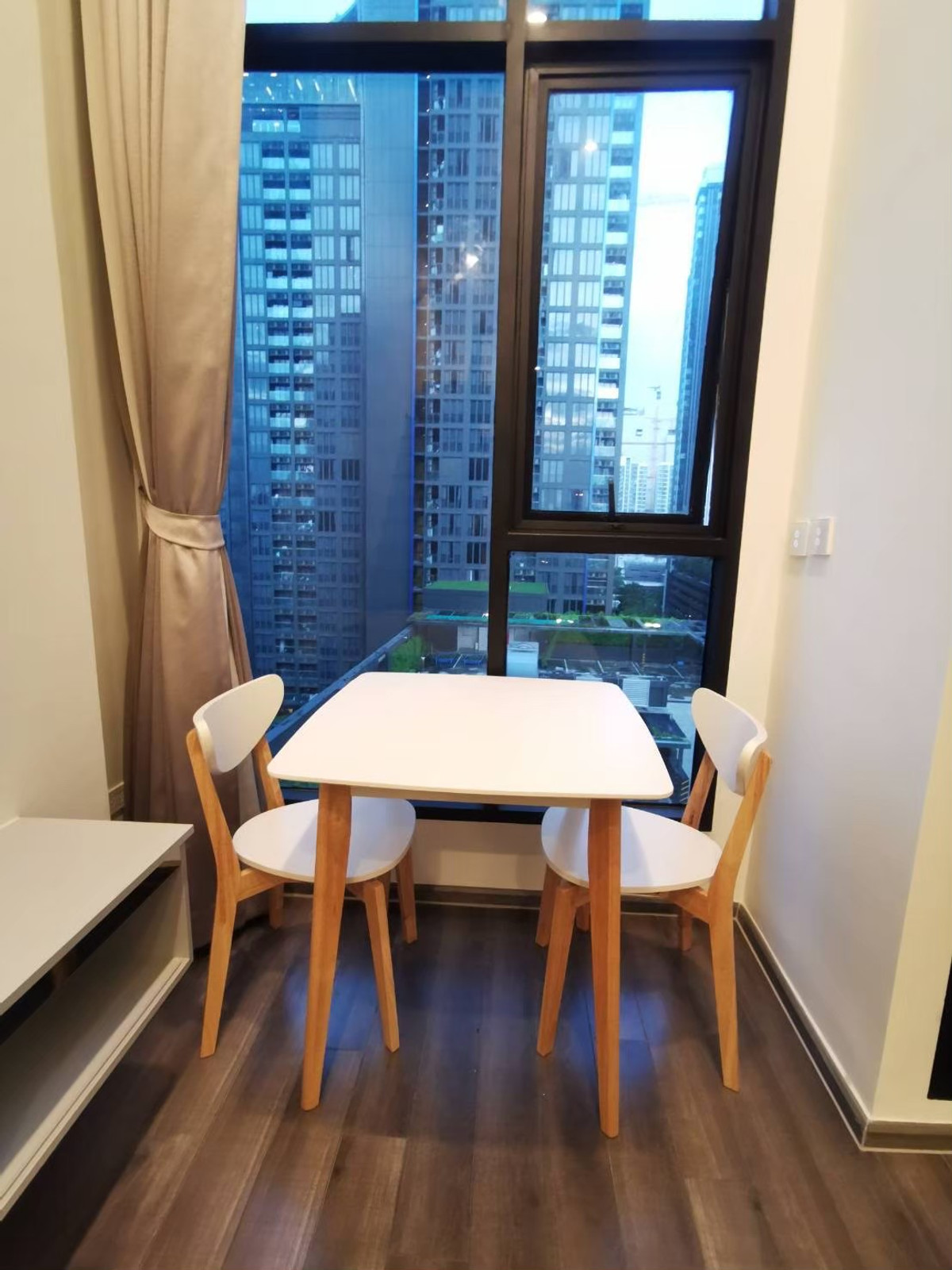 ให้เช่าคอนโดพระราม 9 เพชรบุรีตัดใหม่ RCA : 🌟 ให้เช่า KnightsBridge Space Rama 9 🌟