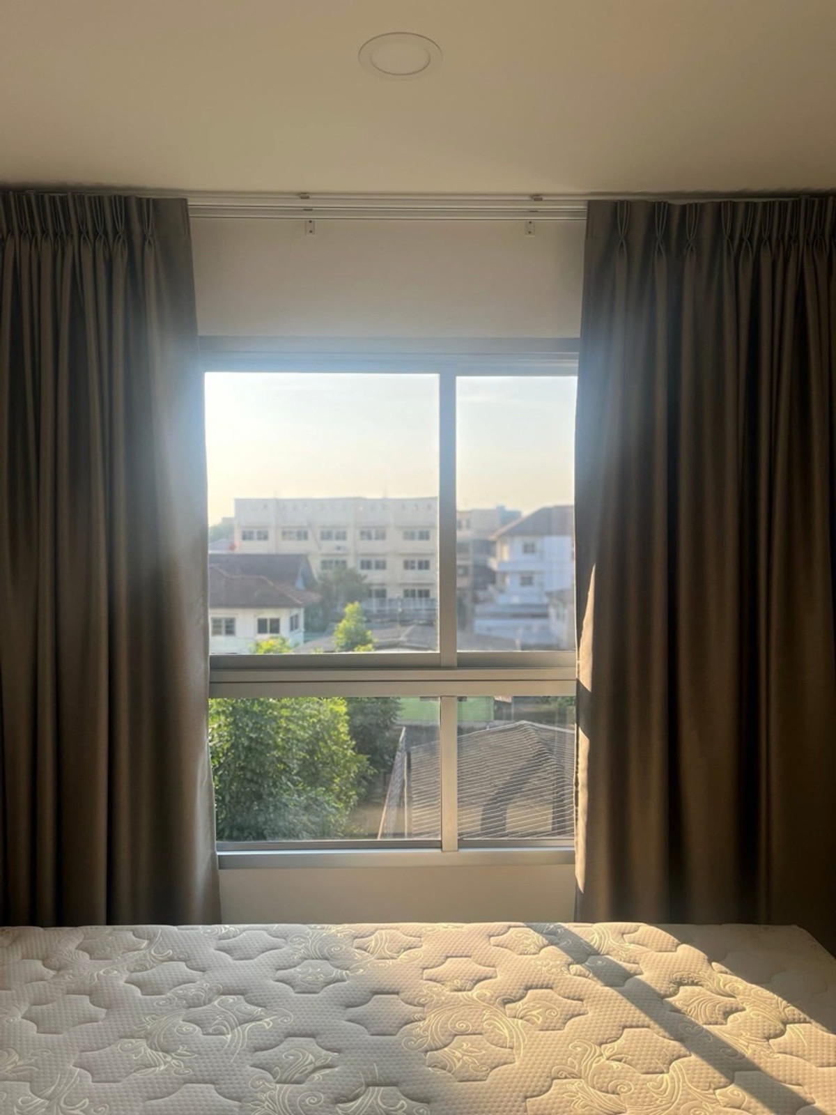 ให้เช่าคอนโดปิ่นเกล้า จรัญสนิทวงศ์ : #Z5086💥 200369 🔥ให้เช่าคอนโด Chewathai Hallmark Charan 13 (รหัสเดิม Z4698)