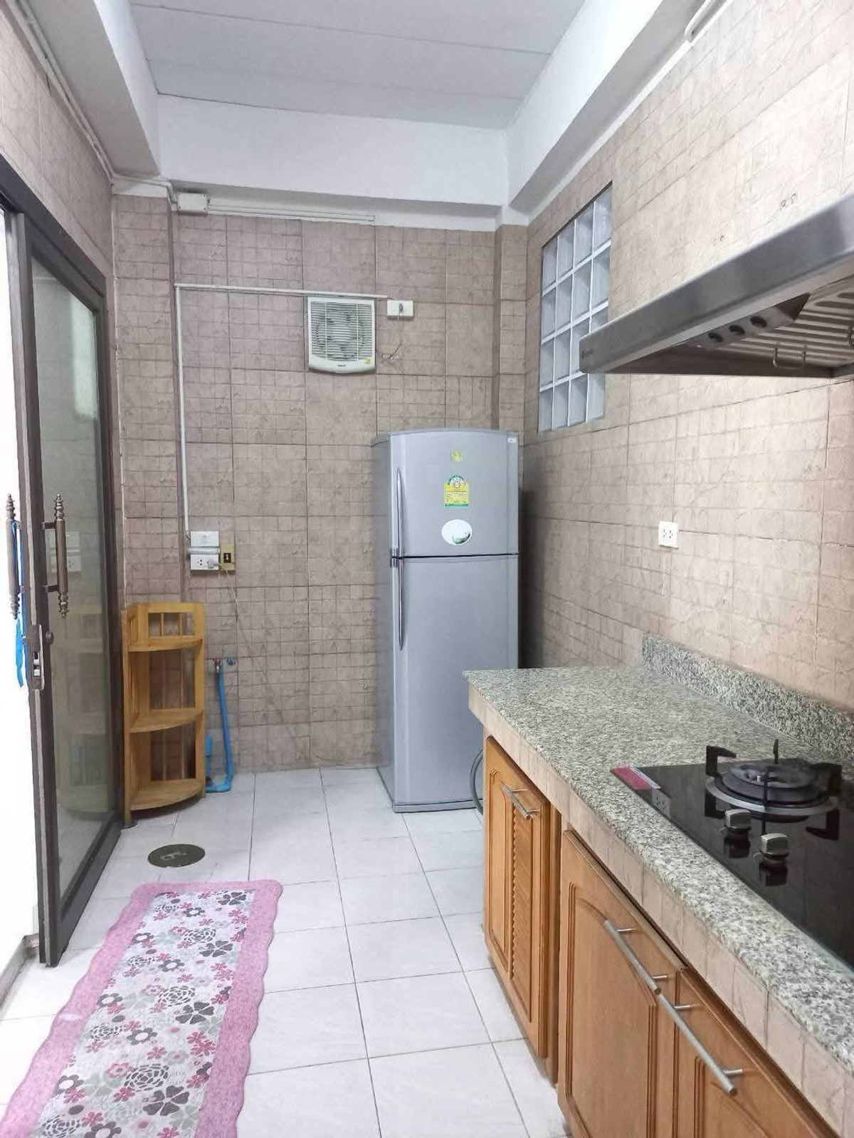 For RentTownhomePattanakan, Srinakarin : Baan Klang Muang Rama 9 Soi 43 / 3 Bedrooms (For Rent), Baan Klang Muang Rama 9 Soi 43 / 3 Bedrooms (FOR RENT) JANE039