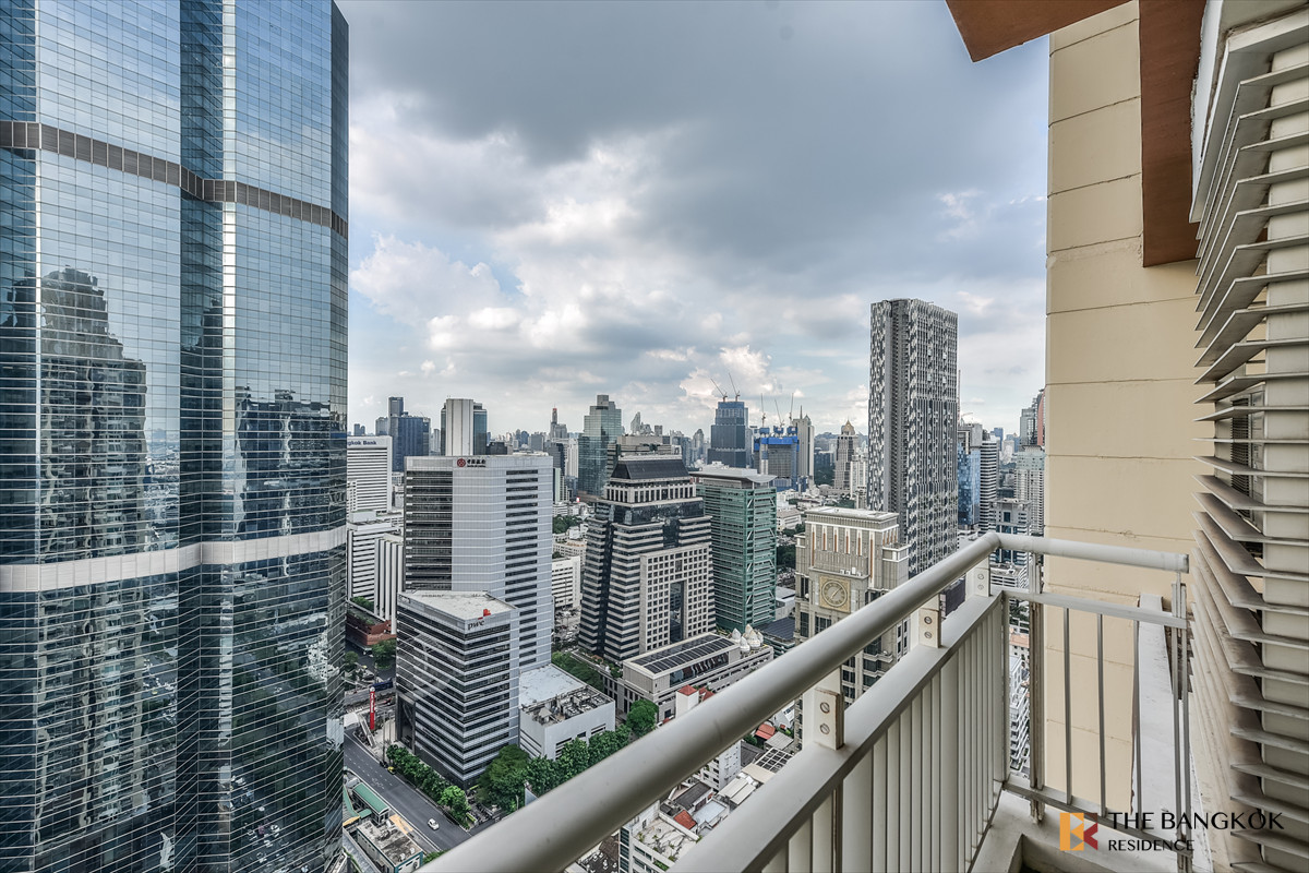 For SaleCondoSathorn, Narathiwat : 🛋️Condo for Sale in Bangkok, Thailand – The Empire Place near BTS Chong Nonsi 20.45M , 3 Bedroom Rare Unit at a Great Price