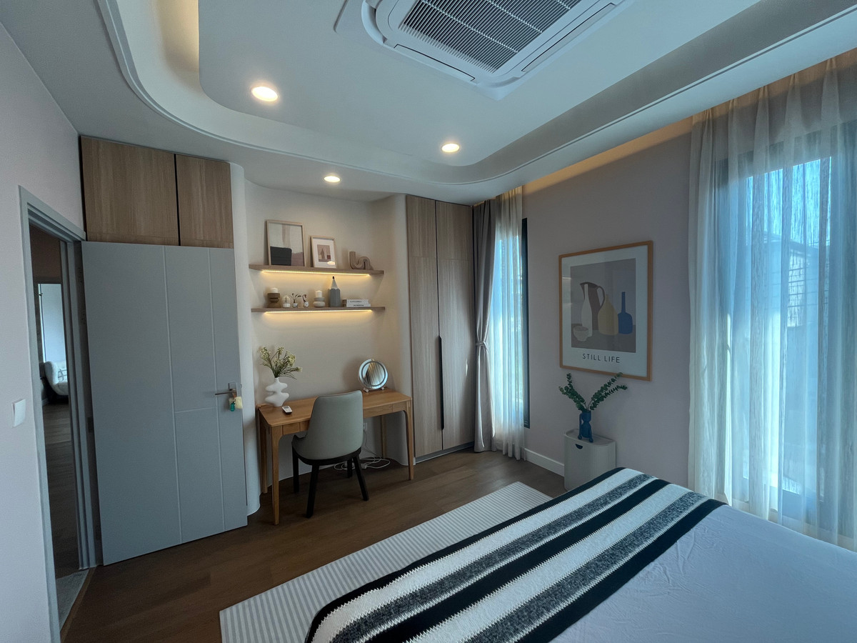 ให้เช่าบ้านบางนา แบริ่ง ลาซาล : บ้านเดี่ยวหรู 4 ห้องนอน - ตกแต่งสวย (สไตล์บ้านโชว์) เช่า 130000 บาท/เดือน