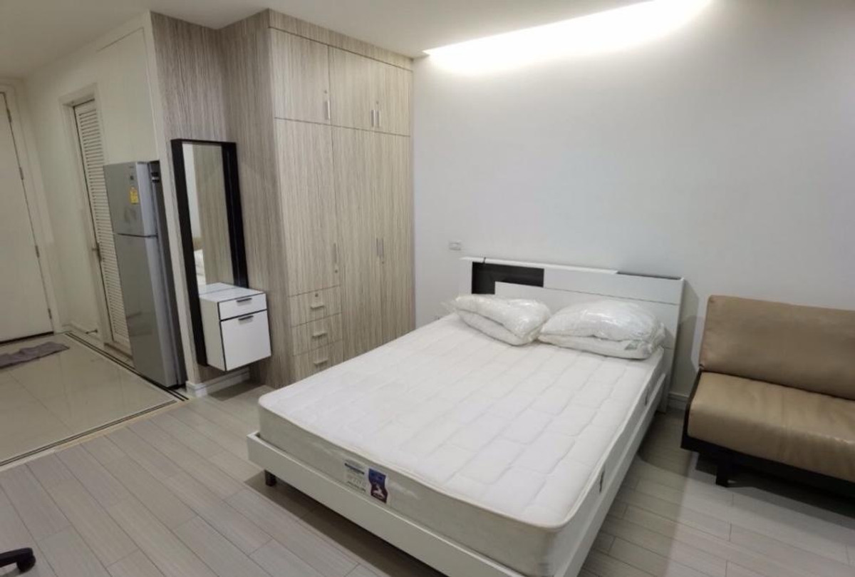 For RentCondoRama9, Petchburi, RCA : For rent TC Green rama 9 (TC Green Rama 9) 1 bedroom, 1 bathroom, 30 sq m, Building A, 6th floor, beautiful city view, complete with furniture and electrical appliances, 12,500 baht.