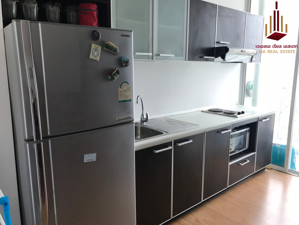 For SaleCondoSathorn, Narathiwat : ✨ For Sale: The Complete Narathiwas Condo ✨ 💰 Only 3,810,000 THB