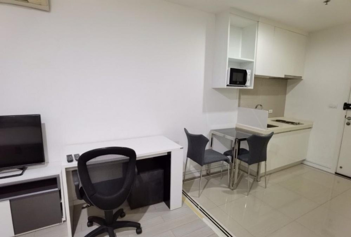 For RentCondoRama9, Petchburi, RCA : For rent TC Green rama 9 (TC Green Rama 9) 1 bedroom, 1 bathroom, 30 sq m, Building A, 6th floor, beautiful city view, complete with furniture and electrical appliances, 12,500 baht.