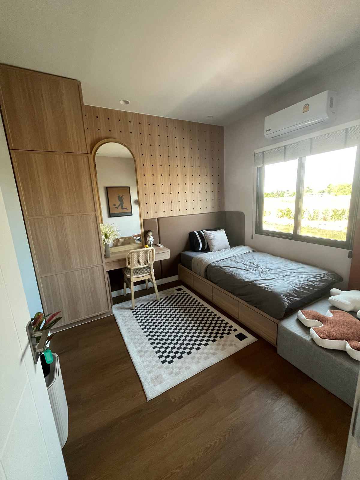 ให้เช่าบ้านบางนา แบริ่ง ลาซาล : บ้านเดี่ยวหรู 4 ห้องนอน - ตกแต่งสวย (สไตล์บ้านโชว์) เช่า 130000 บาท/เดือน