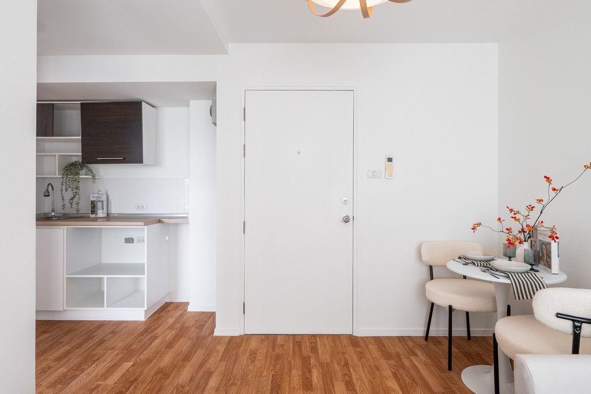 For SaleCondoLadkrabang, Suwannaphum Airport : K-6821 Corner room, newly decorated, near Suvarnabhumi Airport, Condo for sale, Lumpini On Nut, Lat Krabang 2, ready to move in.