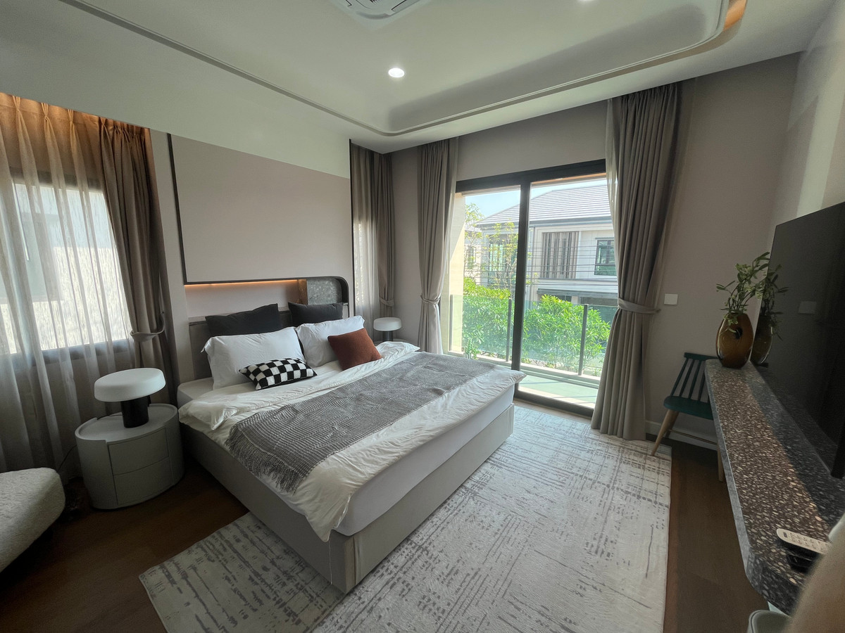 ให้เช่าบ้านบางนา แบริ่ง ลาซาล : บ้านเดี่ยวหรู 4 ห้องนอน - ตกแต่งสวย (สไตล์บ้านโชว์) เช่า 130000 บาท/เดือน