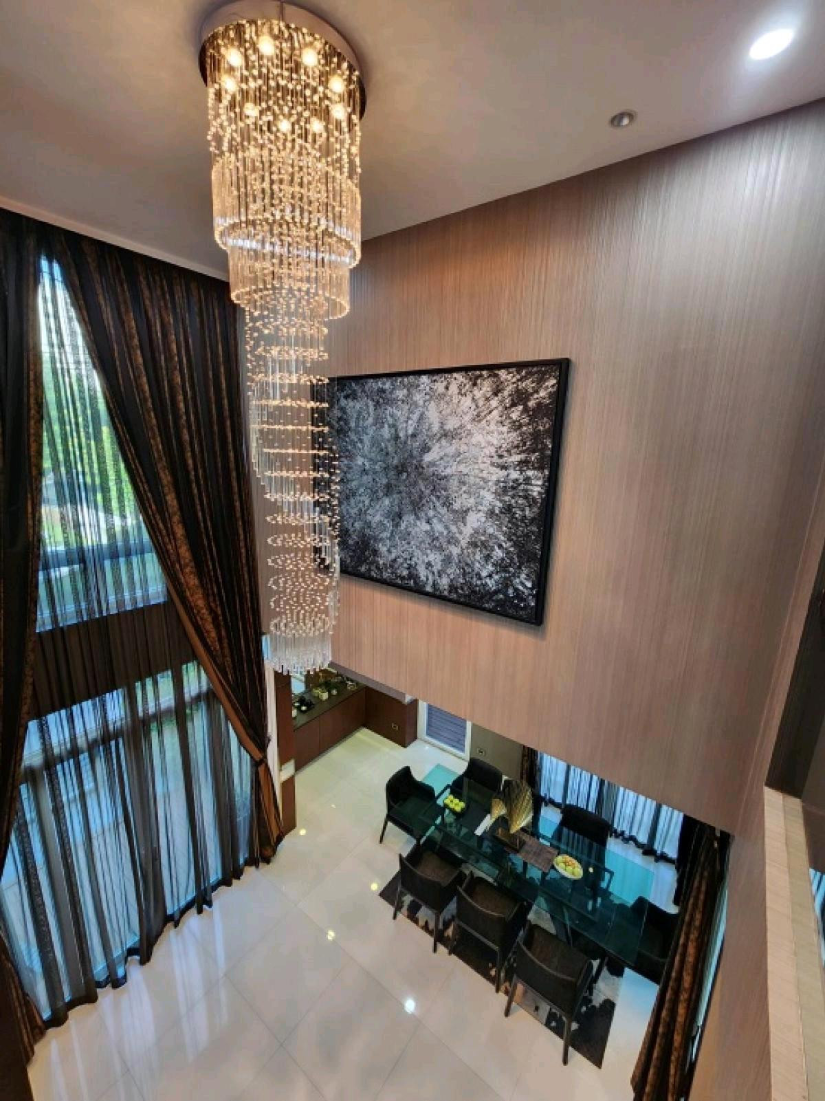 ให้เช่าบ้านลาดพร้าว เซ็นทรัลลาดพร้าว : 🌜🌟🌛ให้เช่าบ้านเดี่ยว 3 ชั้นตกแต่งหรู   พร้อมสระว่ายน้ำ ส่วนตัว  ย่านลาดพร้าว รัชดา  ทำเลดีใกล้ เซ็นทรัลลาดพร้าว  