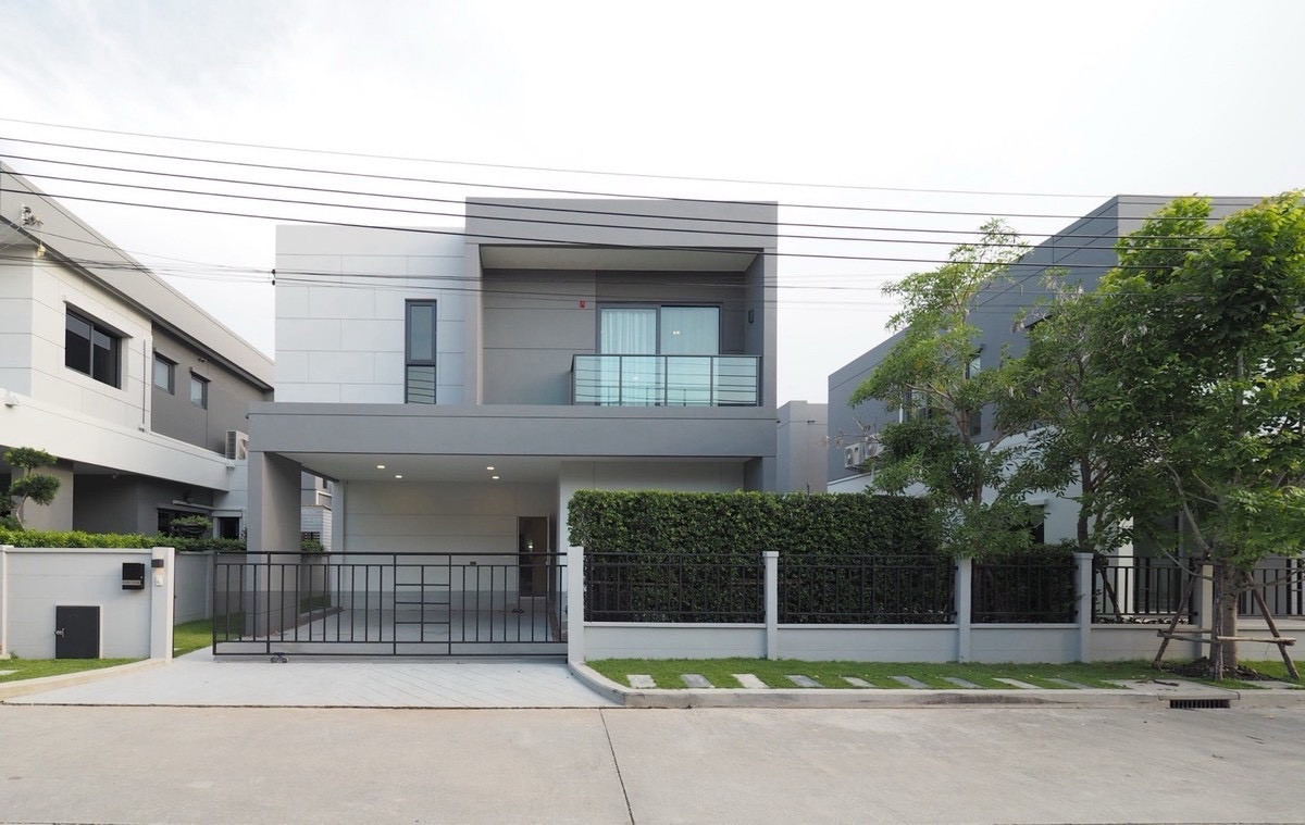 ให้เช่าบ้านบางนา แบริ่ง ลาซาล : ✨🏡 ปล่อยเช่า Centro Bangna เฟส 1 บ้านเดี่ยวสไตล์ Modern Minimal ตกแต่งสวยสบายตา พร้อมเฟอร์นิเจอร์และเครื่องใช้ไฟฟ้า