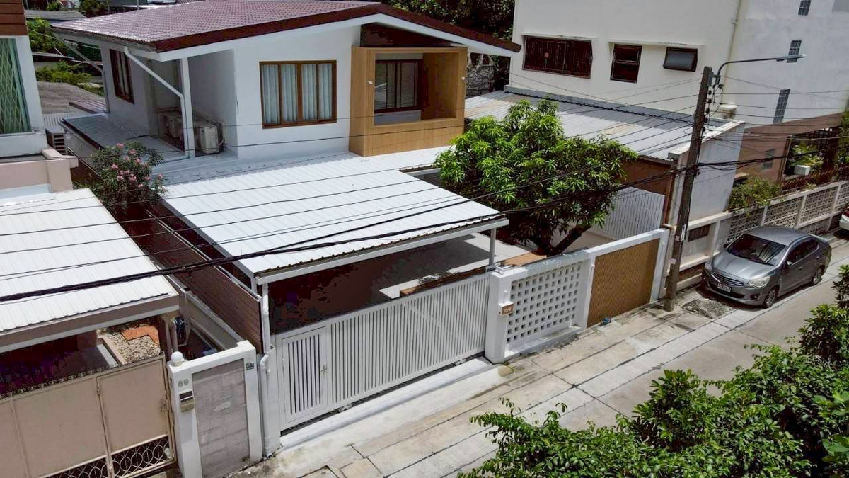 ขายบ้านสาทร นราธิวาส : 🌳✨ บ้านเดี่ยวสไตล์มินิมอล ตกแต่งเฟอร์นิเจอร์ครบ พร้อมอยู่