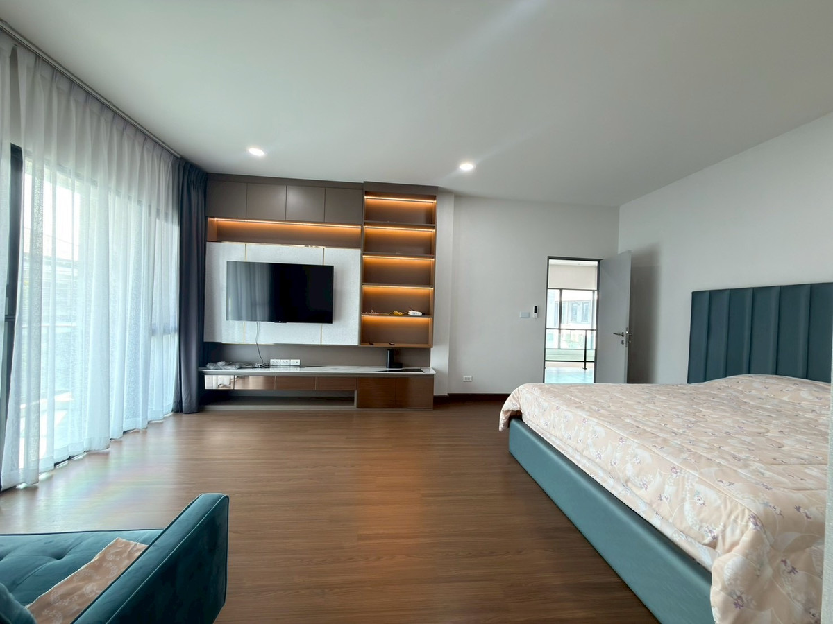 ให้เช่าบ้านบางนา แบริ่ง ลาซาล : ✨[𝐅𝐎𝐑 𝐑𝐄𝐍𝐓] บ้านเช่าใกล้เมกาบางนา เดอะซิตี้บางนา บ้านว่างพร้อมอยู่ 🌳 