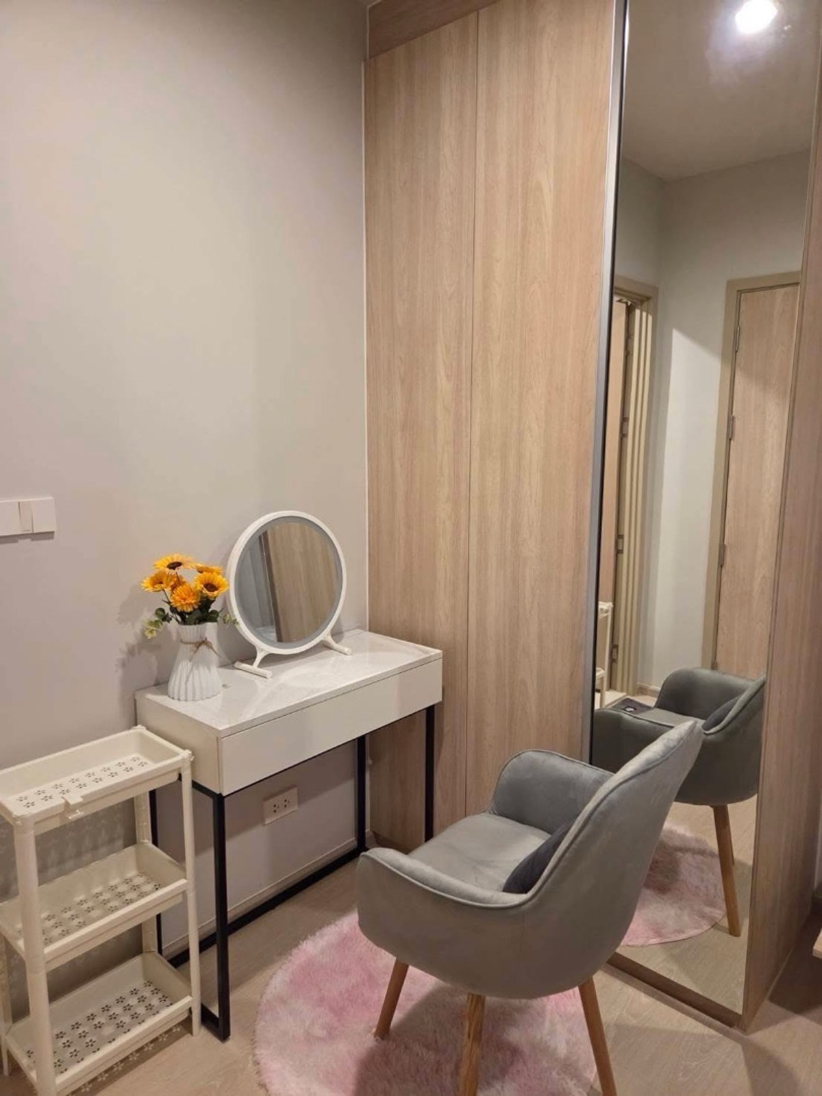 For RentCondoBangna, Bearing, Lasalle : Condo for rent Nue Mega Plus Bangna Room size: 26 sq m Floor: 10 Price: 12,500 baht 📍Free Wifi Nearby places: Mega bangna