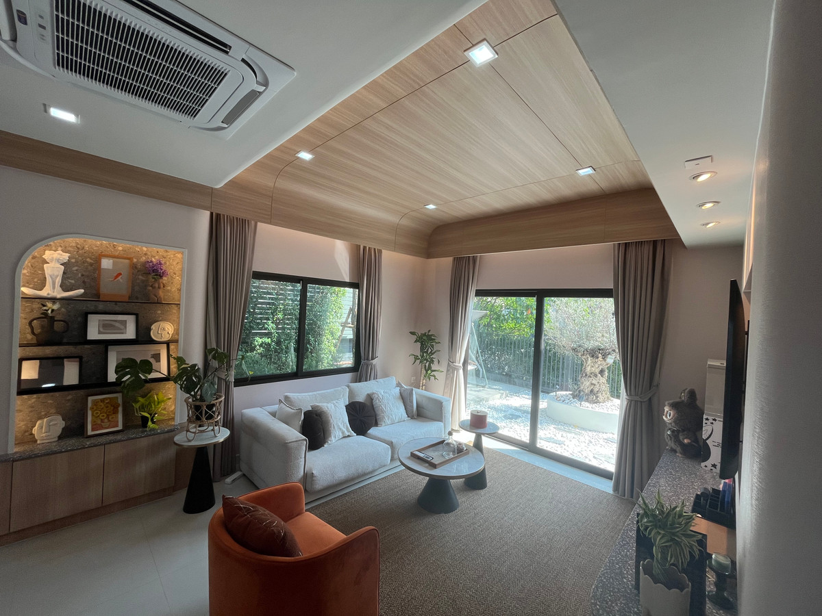 ให้เช่าบ้านบางนา แบริ่ง ลาซาล : บ้านเดี่ยวหรู 4 ห้องนอน - ตกแต่งสวย (สไตล์บ้านโชว์) เช่า 130000 บาท/เดือน