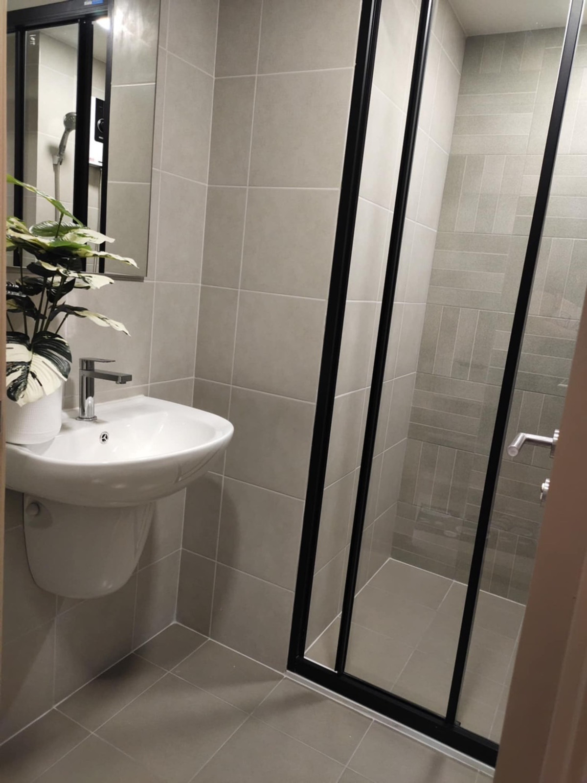 ให้เช่าคอนโดพระราม 9 เพชรบุรีตัดใหม่ RCA : 🌈🧸 FOR RENT | KNIGHTSBRIDGE SPACE RAMA 9 🧸🌈