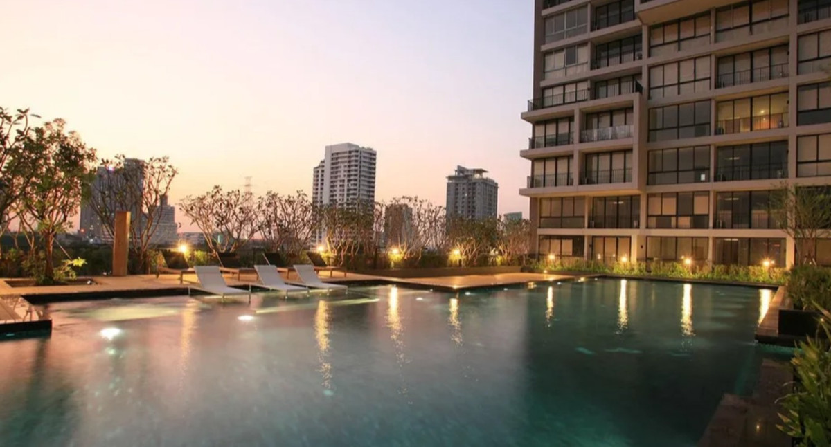 For SaleCondoLadprao, Central Ladprao : ✨ For Sale: The Issara Ladprao Condo ✨ 💰 Only 7,100,000 THB