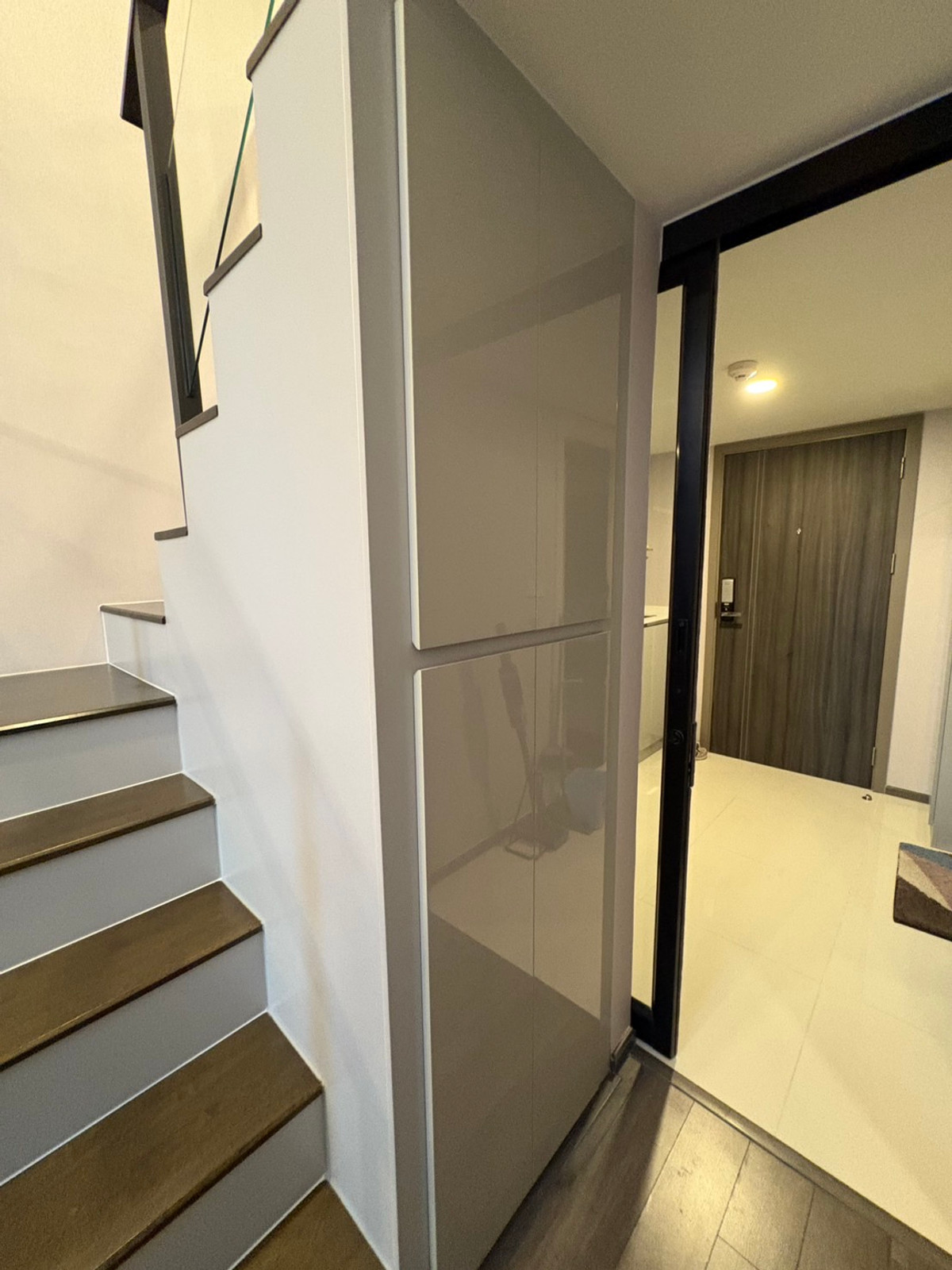 ให้เช่าคอนโดพระราม 9 เพชรบุรีตัดใหม่ RCA : 🌈🧸 FOR RENT | KNIGHTSBRIDGE SPACE RAMA 9 🧸🌈