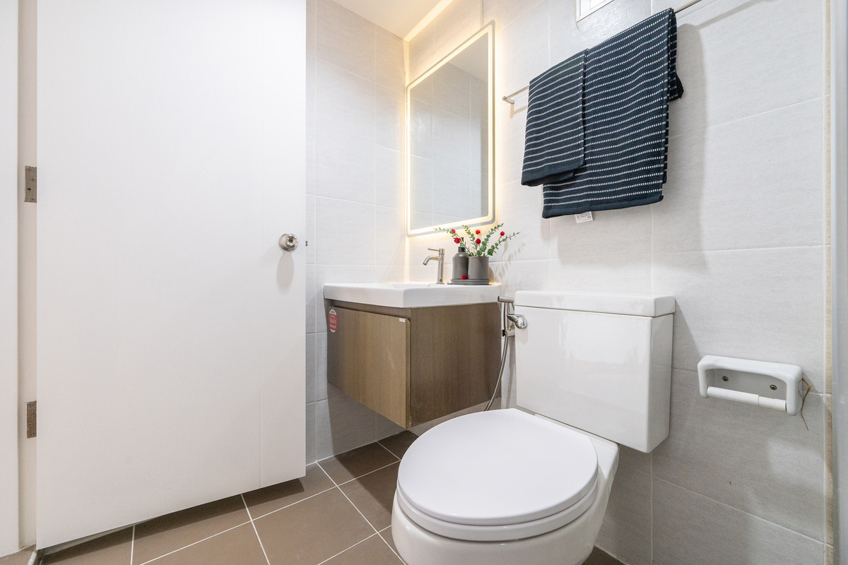 For SaleCondoLadkrabang, Suwannaphum Airport : K-6821 Corner room, newly decorated, near Suvarnabhumi Airport, Condo for sale, Lumpini On Nut, Lat Krabang 2, ready to move in.