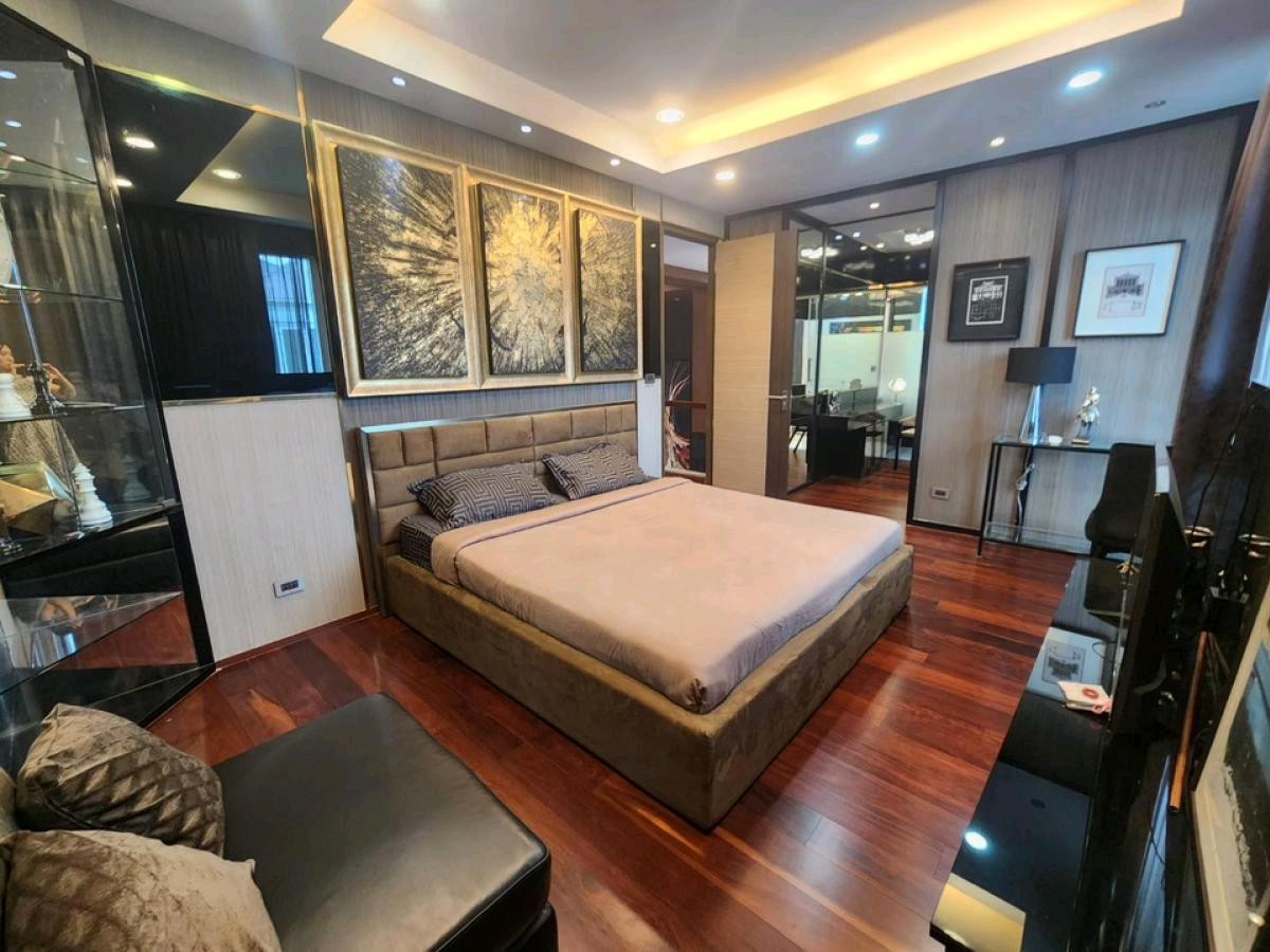 ให้เช่าบ้านลาดพร้าว เซ็นทรัลลาดพร้าว : 🌜🌟🌛ให้เช่าบ้านเดี่ยว 3 ชั้นตกแต่งหรู   พร้อมสระว่ายน้ำ ส่วนตัว  ย่านลาดพร้าว รัชดา  ทำเลดีใกล้ เซ็นทรัลลาดพร้าว  