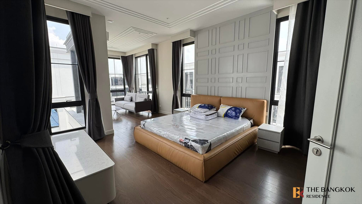 ให้เช่าบ้านพัฒนาการ ศรีนครินทร์ : Malton Gates - Krungthep Kreetha 🏡 บ้านเดี่ยว Super Luxury ทำเลทองโซนกรุงเทพกรีฑา ดีไซน์ Courtyard กลางบ้าน 💎