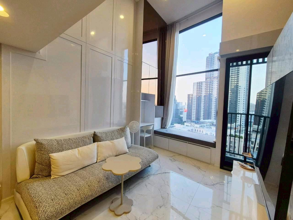 ให้เช่าคอนโดรัชดา ห้วยขวาง : 🔥ให้เช่าด่วน 🔥โซโห​ แบงค็อก​ รัชดา เพดานสูง ห้องสวย แต่งครบ ใกล้ MRT ห้วยขวาง เฟอร์ครบ พร้อมอยู่