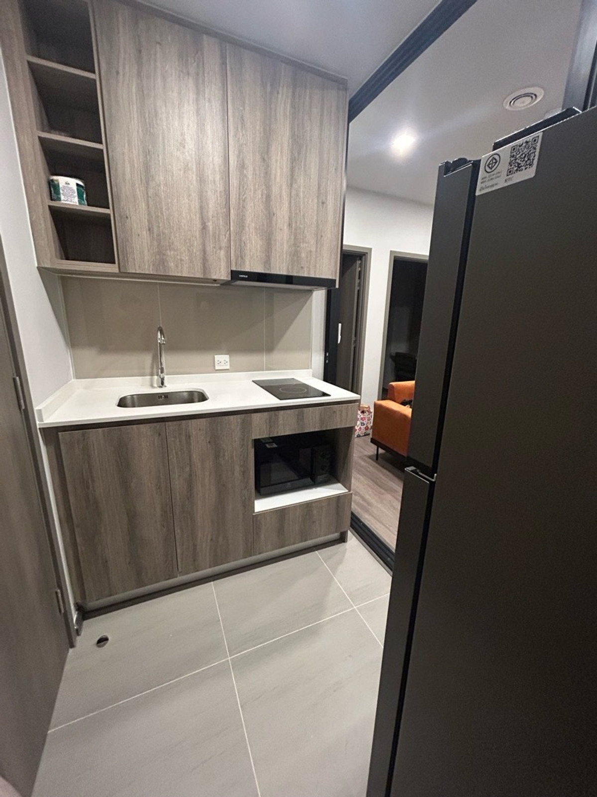For RentCondoLadprao, Central Ladprao : 🔥For Rent Now🔥 Metris District Ladprao, 23rd floor. Beautiful unit with separate kitchen, fully furnished, and equipped with appliances. Just bring your bags and move in! High floor with unobstructed view. Near MRT Ladprao.