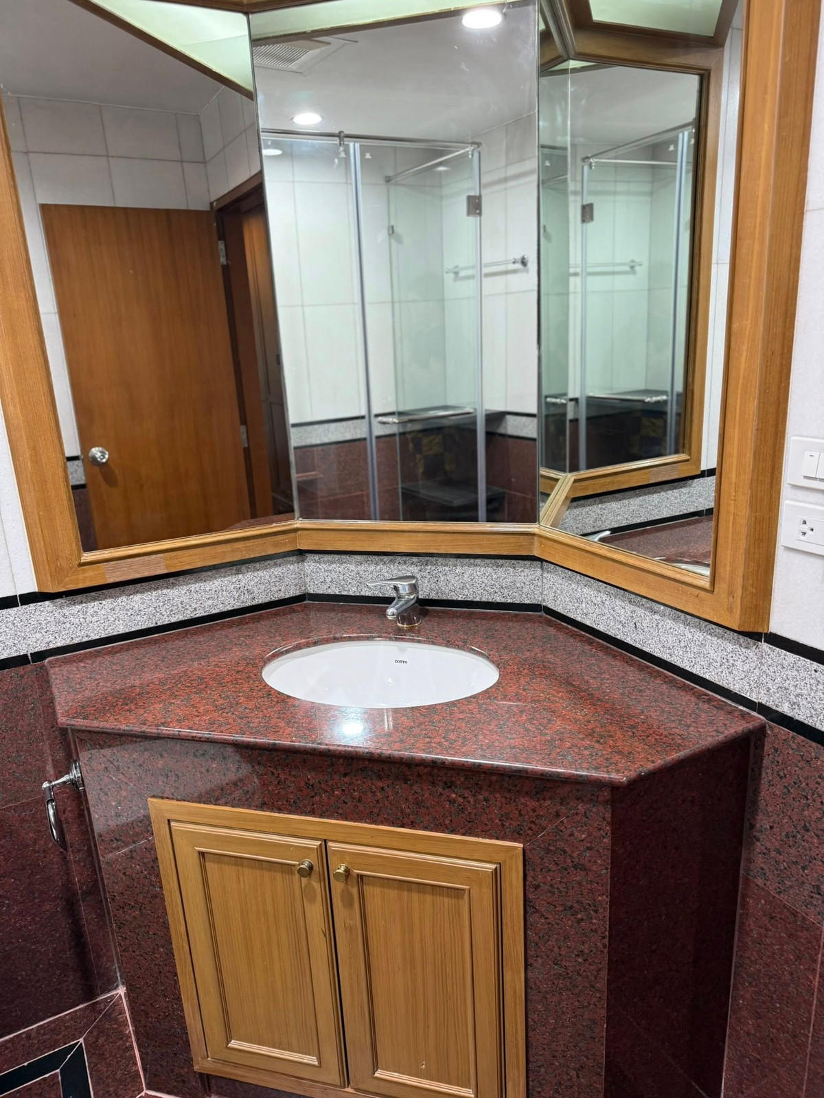 For RentCondoRama3 (Riverside),Satupadit : 🌿 Quiet Low-rise Condo in Sathorn | Fully Furnished + Free Internet