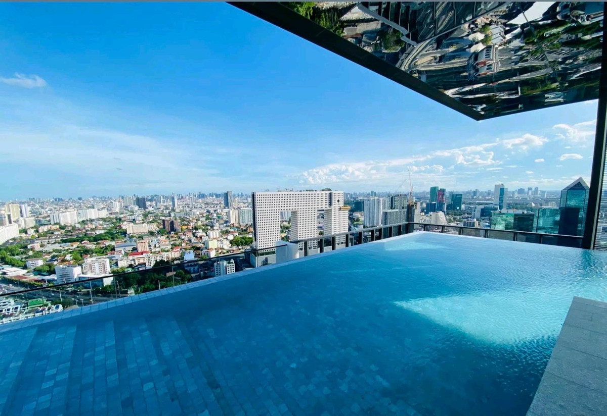 For RentCondoKasetsart, Ratchayothin : ✨ Beautiful room, great location, next to the BTS, just one step to walk to Major Ratchayothin, very convenient ✨