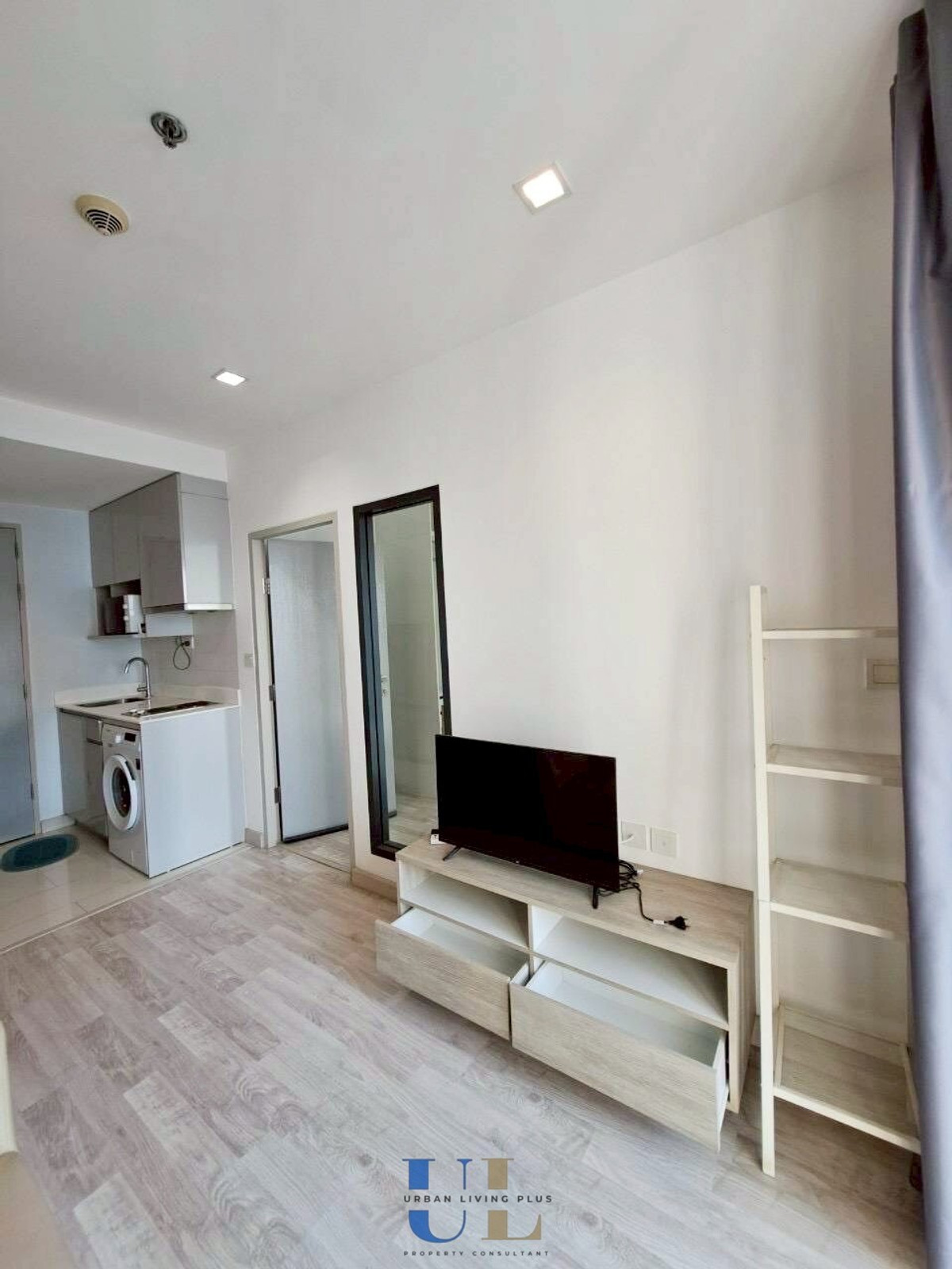 For RentCondoWongwianyai, Charoennakor : ( UL2603061 ) Tel/Line 096-2479369 , FOR RENT✨IDEO MOBI SATHORN, 1 bedroom 1 bathroom Size 31 Sq.M., Hot deal