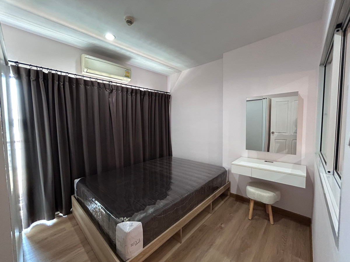 ให้เช่าคอนโดลาดพร้าว เซ็นทรัลลาดพร้าว : SYM Vipha Ladprao ห้องรีโนเวทใหม่ ว่างพร้อมให้เช่า เฟอรนิเจ้อใหม่ เครื่องใช้ไฟฟ้าครบ ใกล้ bts หมอชิดและ mrt จตุจักร